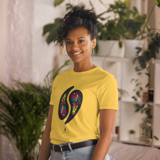 Vibrant Retro Paisley Party Funky Summer Graphic T-Shirt